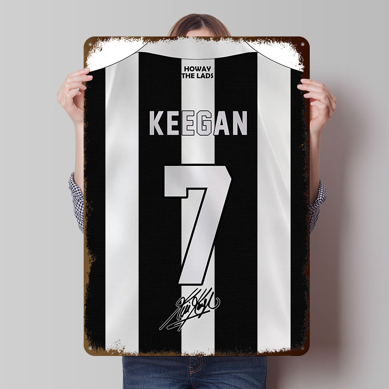 Desk Setup Poster - 케빈 키건 7 뉴캐슬 축구 유니폼